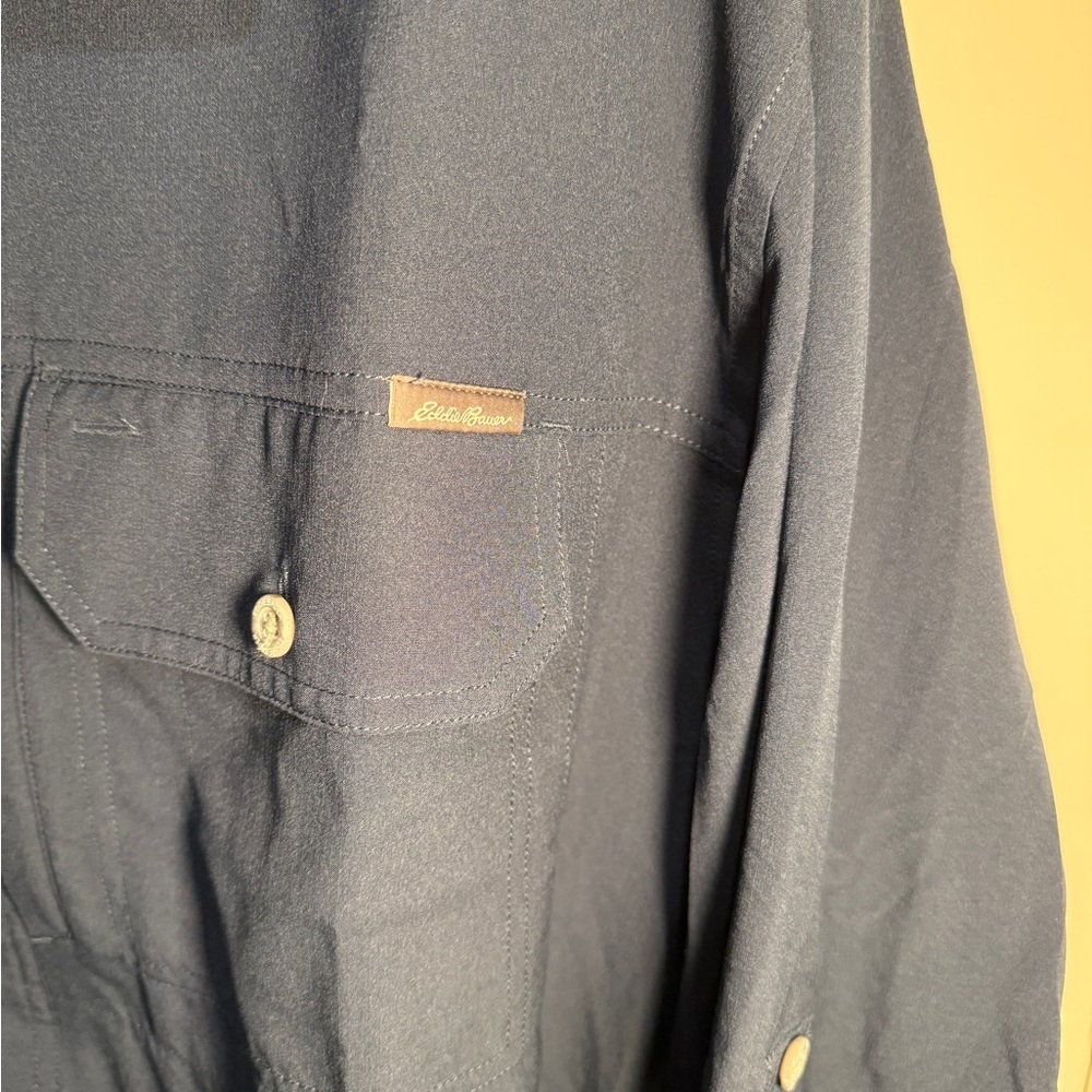 EDDIE BAUER - Men’s 2XL Long Sleeve Button Down Polygiene BioStatic in Navy NWT - Picture 3 of 12
